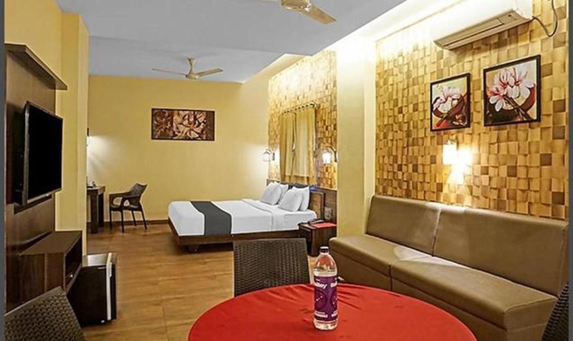 Omkar Executive Otel Yerandwane Dış mekan fotoğraf
